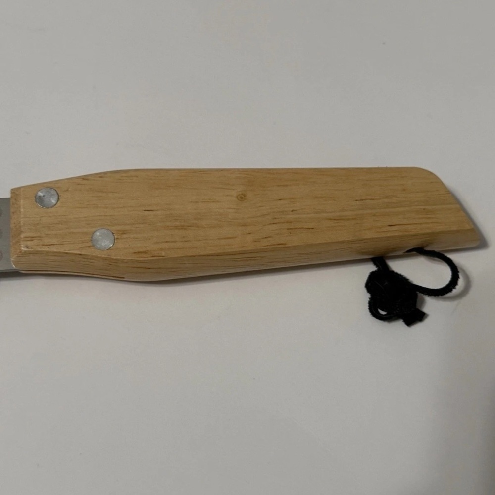 Dolly Parton Grill Spatula - Picture 10 of 16